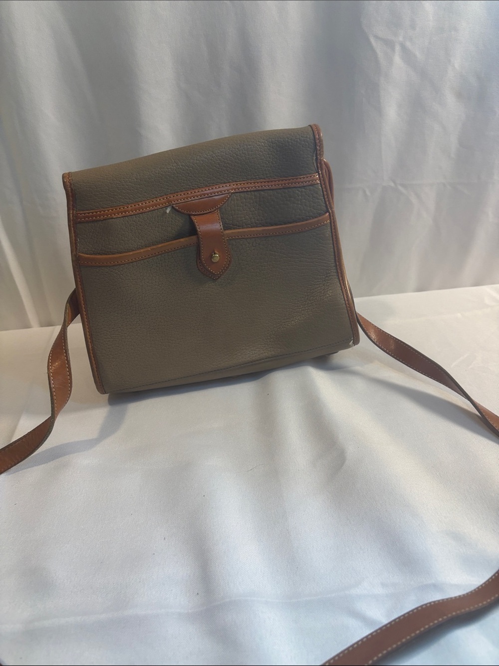 Dooney & Bourke Taupe Leather Shoulder Bag with Tan Trim - Picture 4 of 4